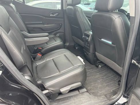Used 2020 GMC Acadia SLT w/ Driver Alert Package II FWD image 9
