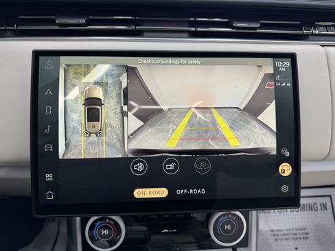 Used 2023 Land Rover Range Rover SV image 22