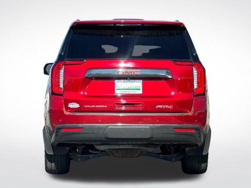 Used 2023 GMC Yukon AT4 w/ Technology Package AWD/4WD image 4