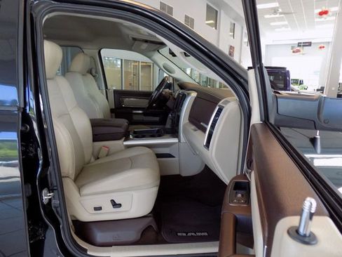 Used 2016 RAM 1500 Laramie w/ Convenience Group RWD image 27