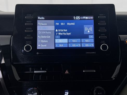 Used 2021 Toyota Camry SE FWD image 23