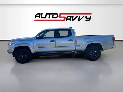 Used 2023 Toyota Tacoma SR5 RWD image 4