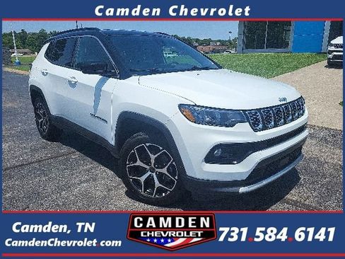 Used 2025 Jeep Compass Limited AWD/4WD image 1