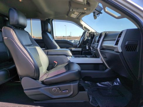 Used 2019 Ford F250 Lariat w/ Lariat Value Package image 30