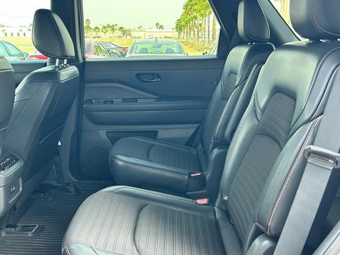 Certified 2023 Nissan Pathfinder Rock Creek image 17