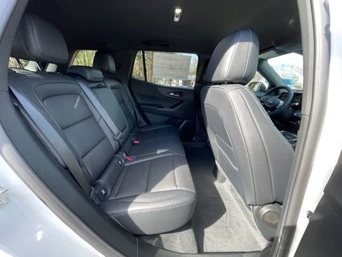 New 2026 Chevrolet Equinox LT w/ Convenience Package II image 22