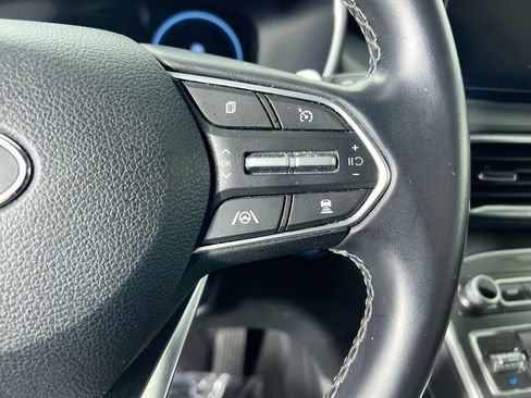 Used 2023 Hyundai Santa Fe SEL w/ Premium Package image 17