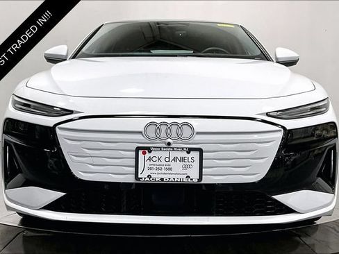 Certified 2025 Audi A6 e-tron Premium w/ Ultra Package AWD/4WD image 2