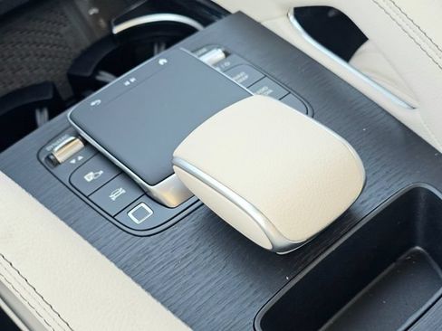 New 2026 Mercedes-Benz GLE 450 4MATIC image 33