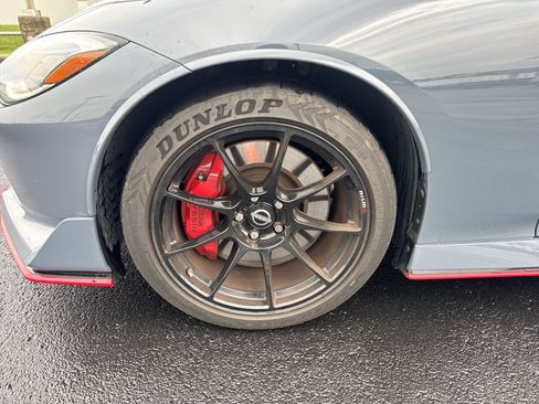 Used 2024 Nissan Z NISMO w/ Floor Mat Package RWD image 10