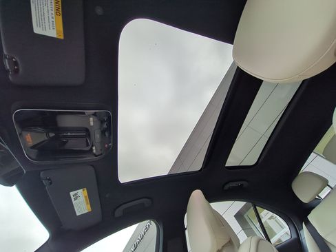 New 2026 Mercedes-Benz C 300 4MATIC Sedan image 14