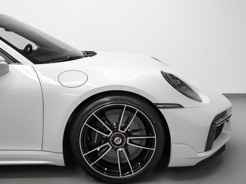 Used 2025 Porsche 911 Turbo S image 19