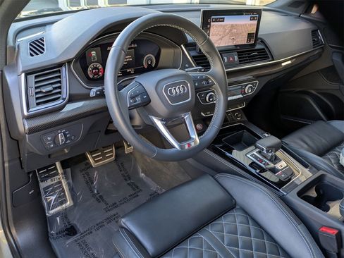 Used 2023 Audi SQ5 Premium Plus w/ Premium Plus Package image 15