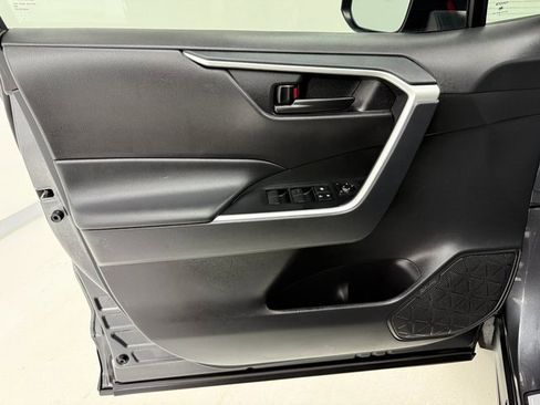 Used 2025 Toyota RAV4 LE w/ Blackout Package (GST) image 27