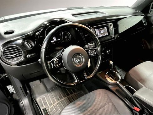 Used 2019 Volkswagen Beetle 2.0T S image 7