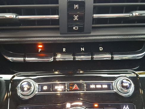 Used 2020 Lincoln Corsair FWD w/ Premium Package image 15