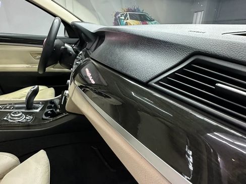 Used 2011 BMW 535i xDrive Sedan image 21