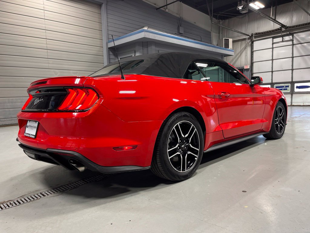 Used 2018 Ford Mustang Premium RWD image 7