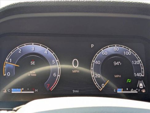 New 2025 Jeep Grand Cherokee L Altitude AWD/4WD image 12