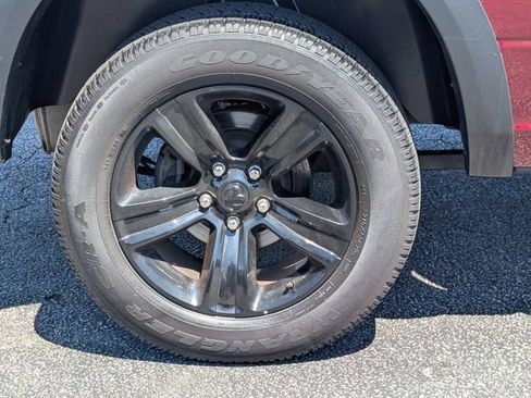 Used 2024 RAM 1500 Warlock AWD/4WD image 9