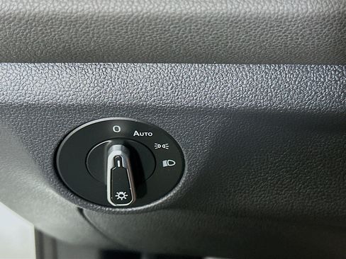 Used 2025 Volkswagen Jetta S FWD image 17