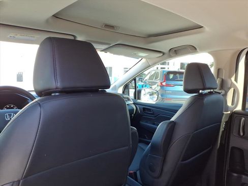 Certified 2025 Honda Odyssey EX-L image 21