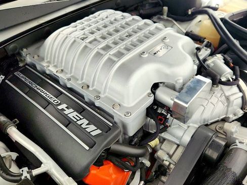 Used 2022 Dodge Charger SRT Hellcat w/ Harman/Kardon Audio Group image 28