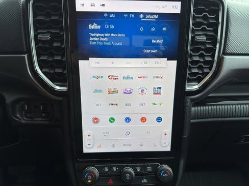 Certified 2025 Ford Ranger XLT image 29