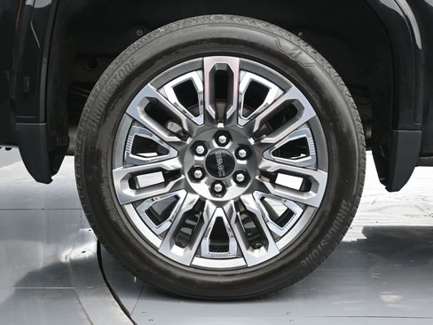 Used 2023 GMC Sierra 1500 Denali Ultimate image 17
