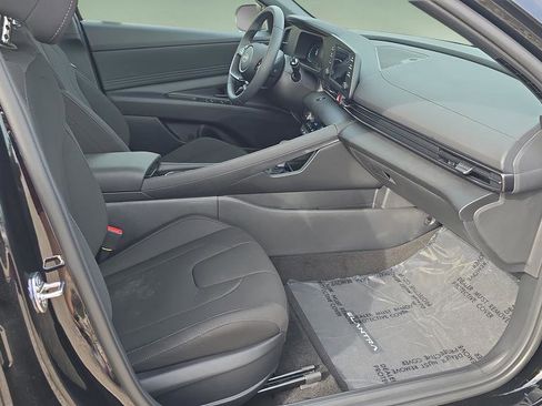 New 2026 Hyundai Elantra SEL Sport Premium FWD image 24