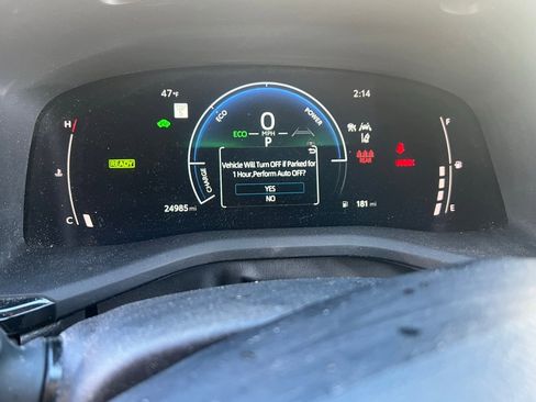 Certified 2025 Toyota Camry SE image 11