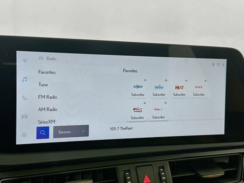 Used 2025 Lexus ES 350 w/ Accessory Package (Z2) image 14