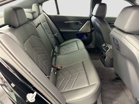 New 2026 BMW 530i xDrive w/ M Sport Package AWD/4WD image 21