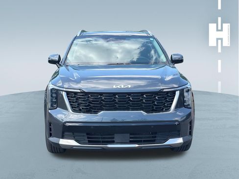 Used 2024 Kia Sorento S w/ Panoramic Sunroof Package FWD image 3