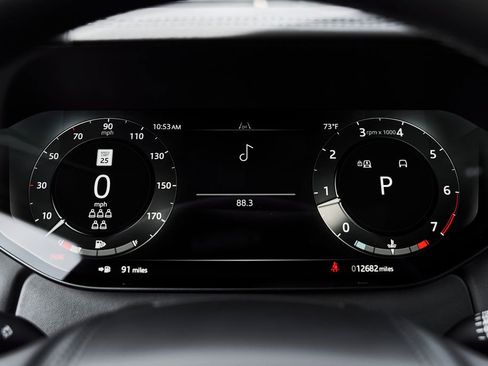 Used 2025 Land Rover Range Rover Long Wheelbase SE image 60