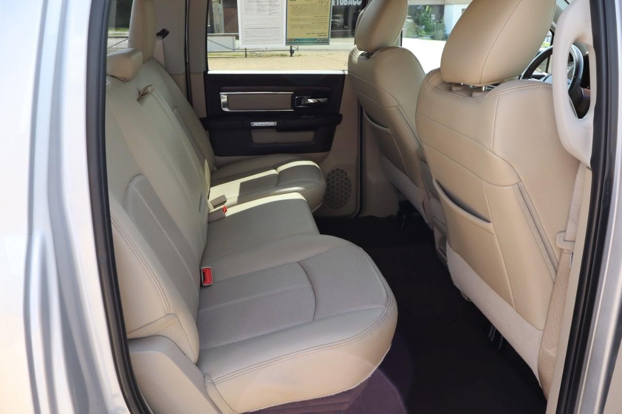 Used 2018 RAM 2500 Laramie w/ Convenience Group RWD image 20