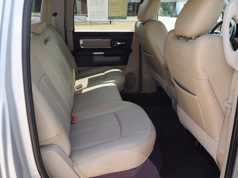 Used 2018 RAM 2500 Laramie w/ Convenience Group RWD image 20