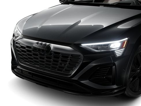 Certified 2024 Audi Q8 e-tron Prestige w/ Prestige Package AWD/4WD image 6
