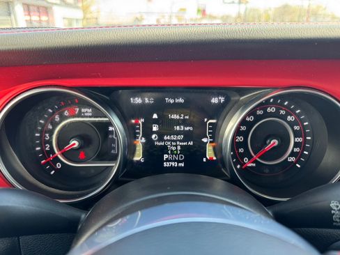 Used 2022 Jeep Wrangler Unlimited Rubicon w/ LED Lighting Group image 55