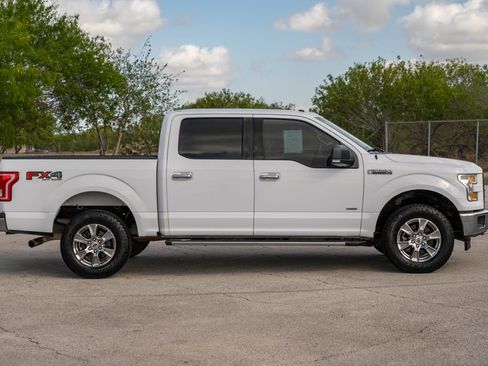 Used 2017 Ford F150 XLT w/ Equipment Group 302A Luxury image 8
