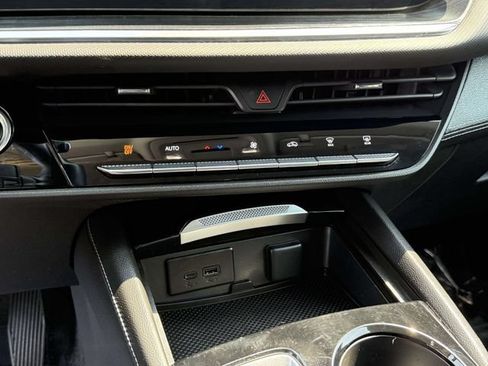 Certified 2024 Buick Envision Preferred AWD/4WD image 15