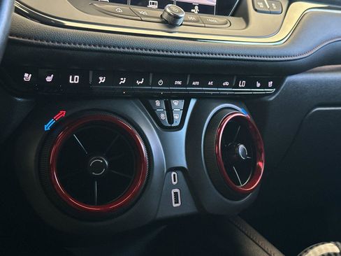 Used 2021 Chevrolet Blazer RS w/ Enhanced Convenience Package image 20