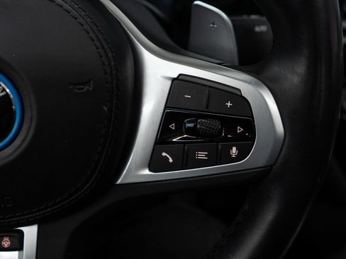 Used 2023 BMW 530e xDrive w/ Executive Package image 21