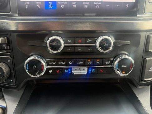 Used 2025 Ford F350 Lariat w/ Lariat Ultimate Package AWD/4WD image 28