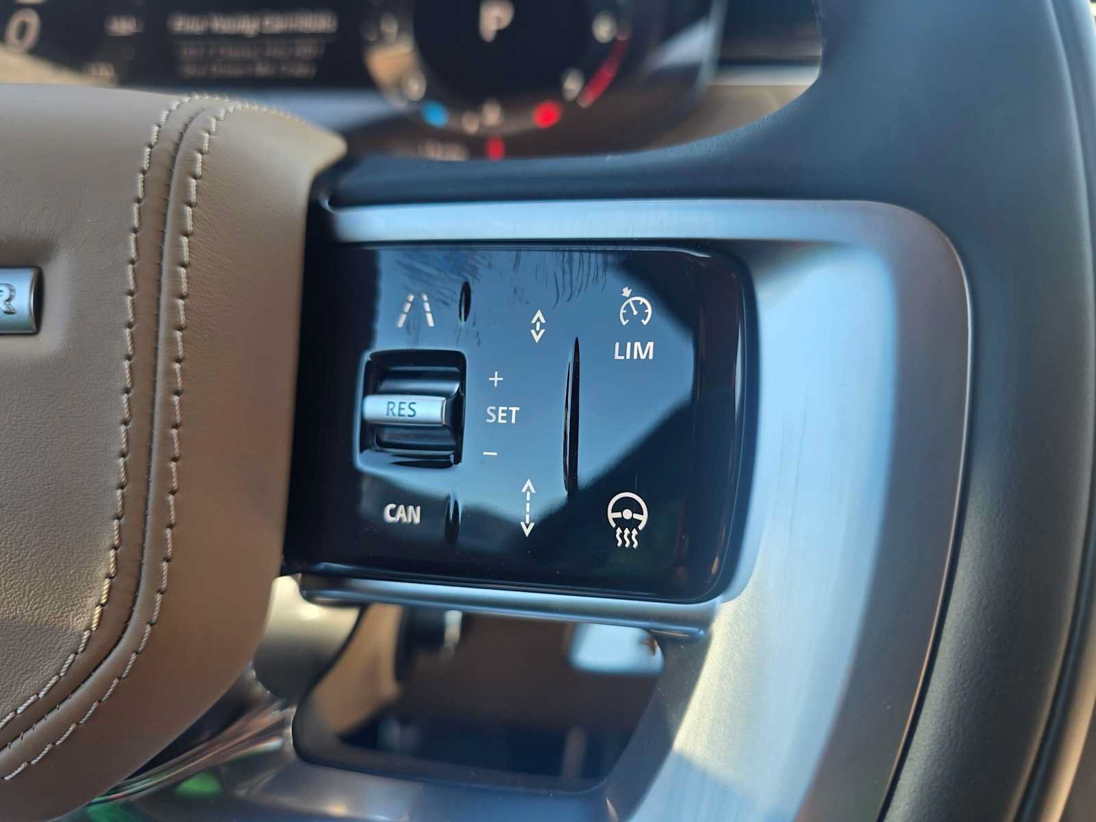 New 2026 Land Rover Range Rover SE AWD/4WD image 31