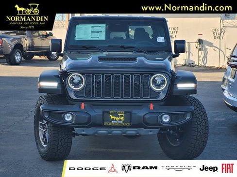 New 2026 Jeep Gladiator Mojave AWD/4WD image 2