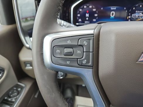 Used 2024 Chevrolet Silverado 2500 LTZ w/ LTZ Plus Package AWD/4WD image 19