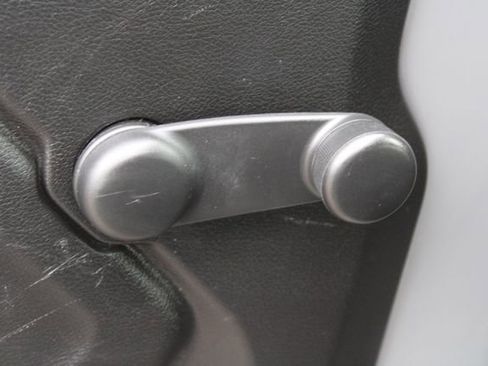 Used 2023 Jeep Wrangler Sport image 11