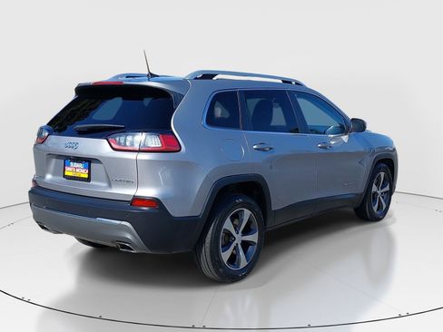 Used 2019 Jeep Cherokee Limited FWD image 7