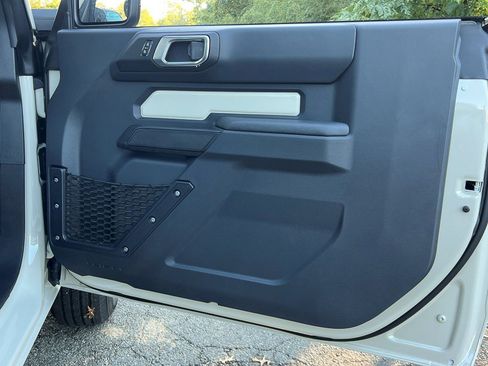 New 2025 Ford Bronco 2-Door image 7